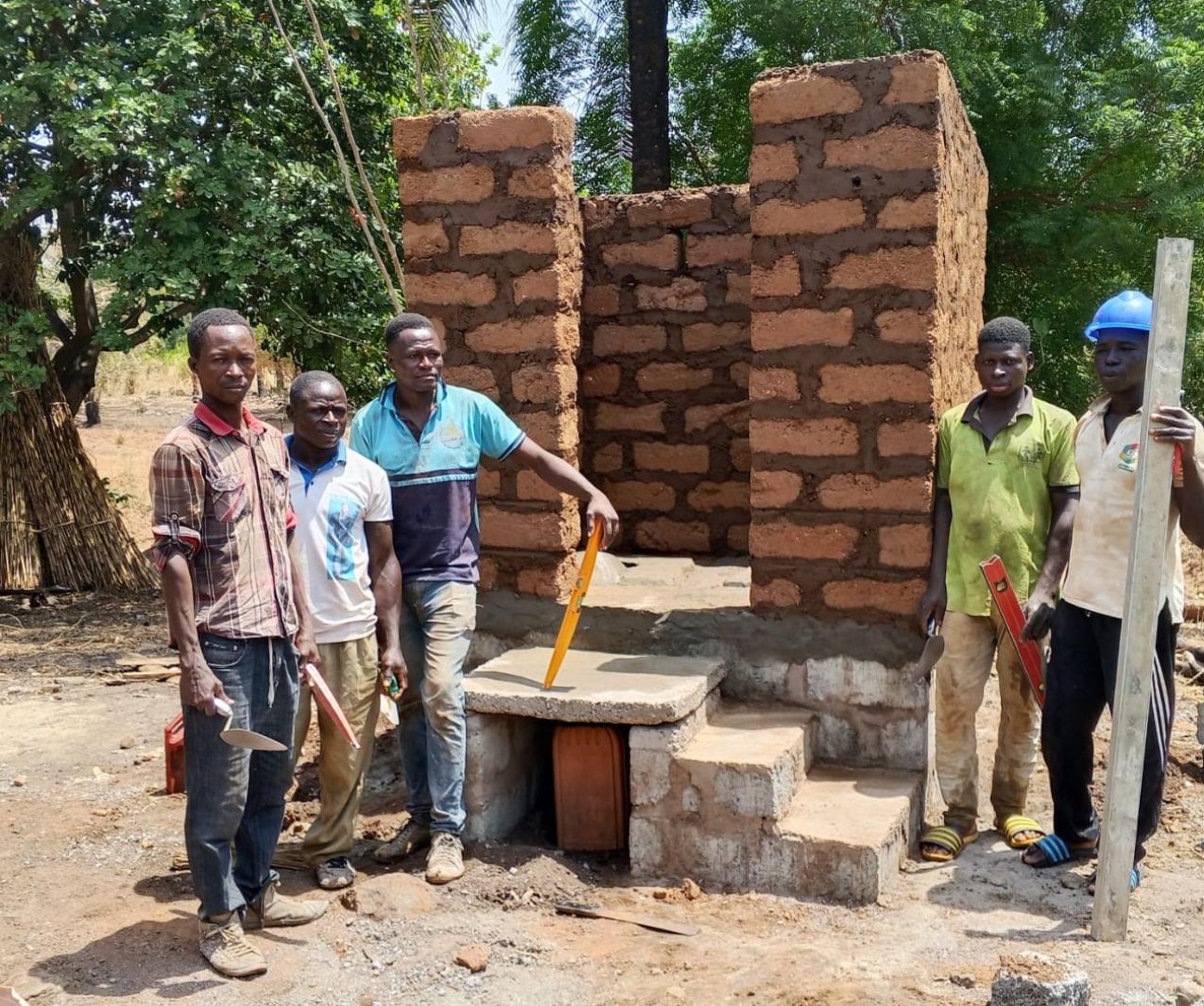 Chantier de latrine du projet WASH Togo dans la région de la Kara